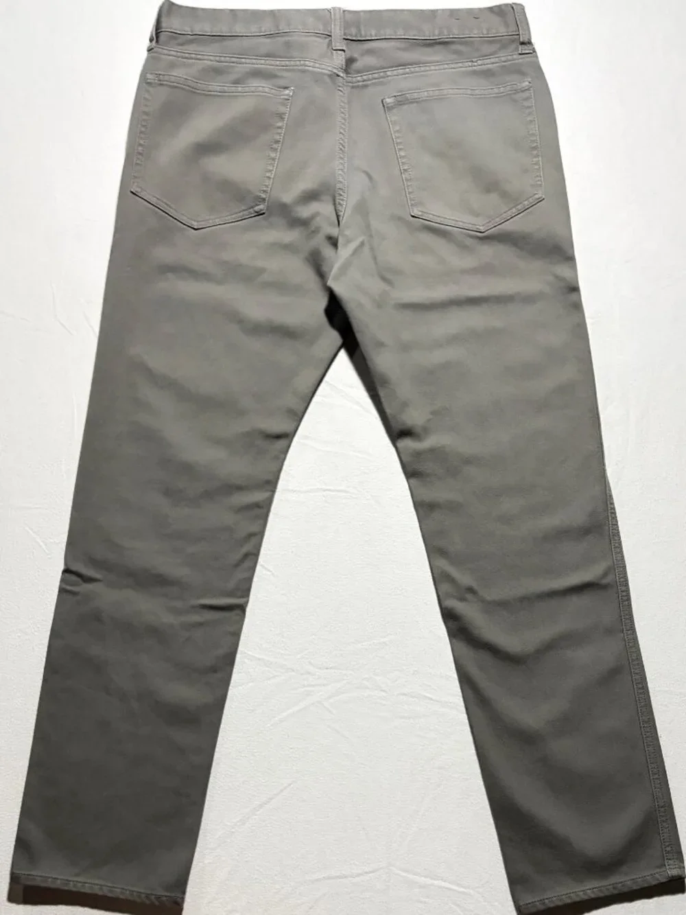 J.Crew Sutton Jeans Men’s 31×30 Gray Cotton Slim Straight